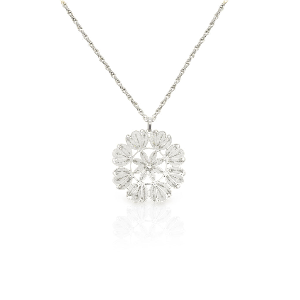 OH VOILA Daisy Mandala Necklace Silver