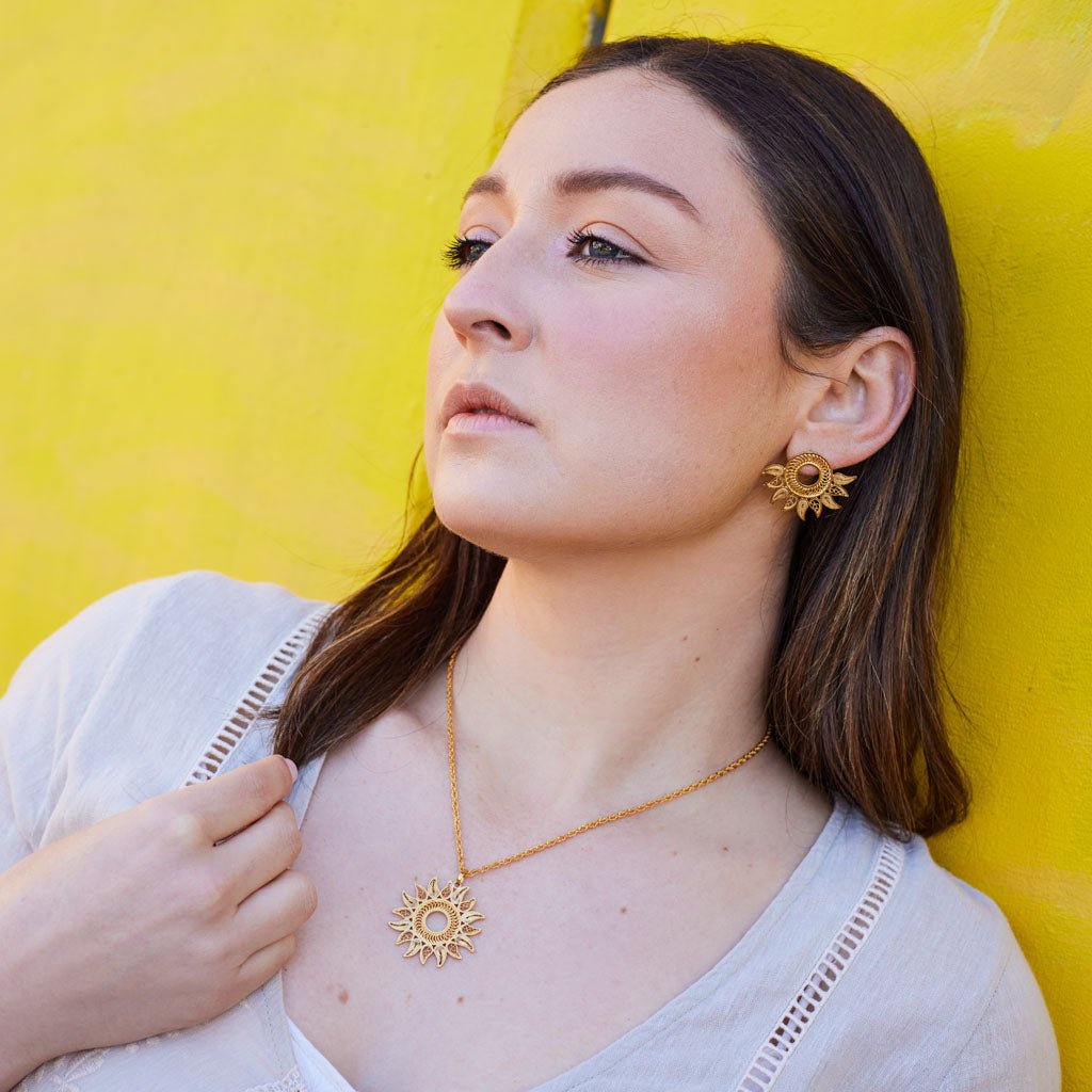 SUNFLOWER NECKLACE - OH VOILA JEWELRY